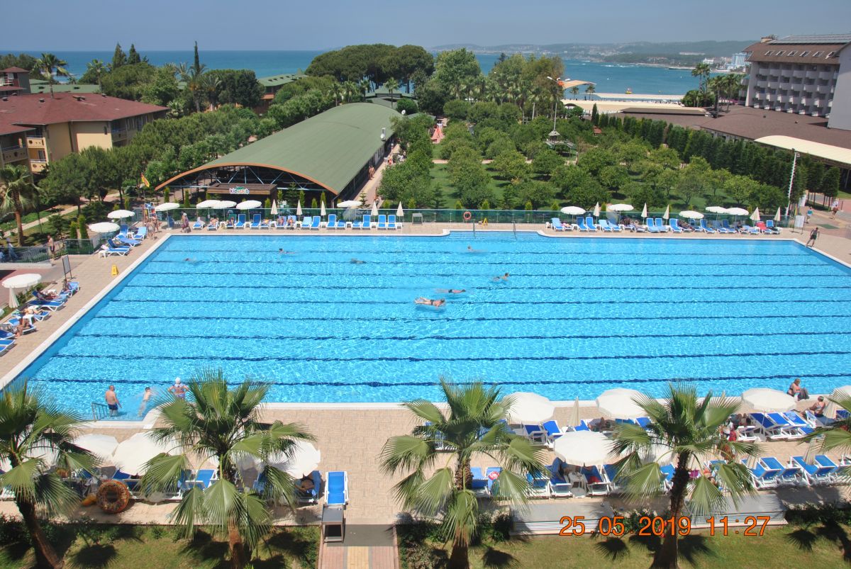 imagini hotel LONICERA RESORT